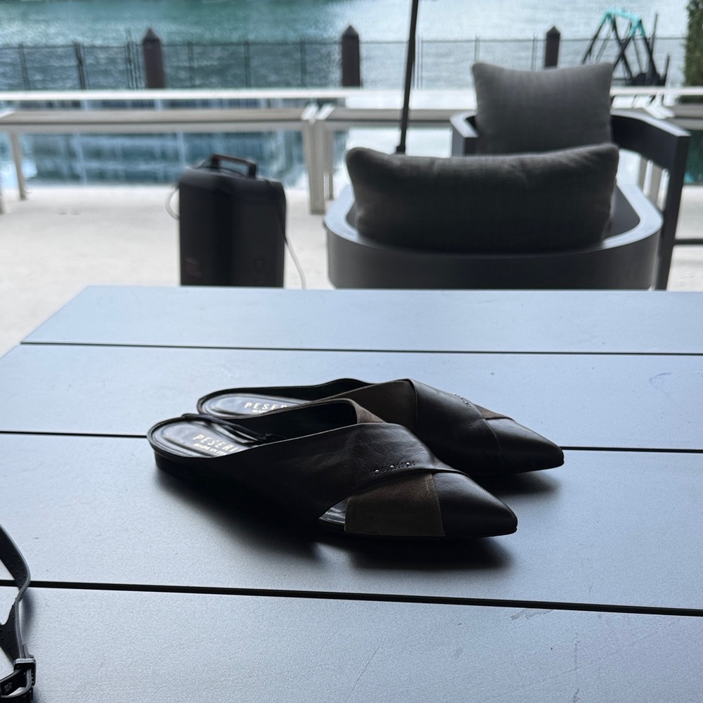 Peserico Genuine Italian Leather Pointed Toe Slip-On Mules